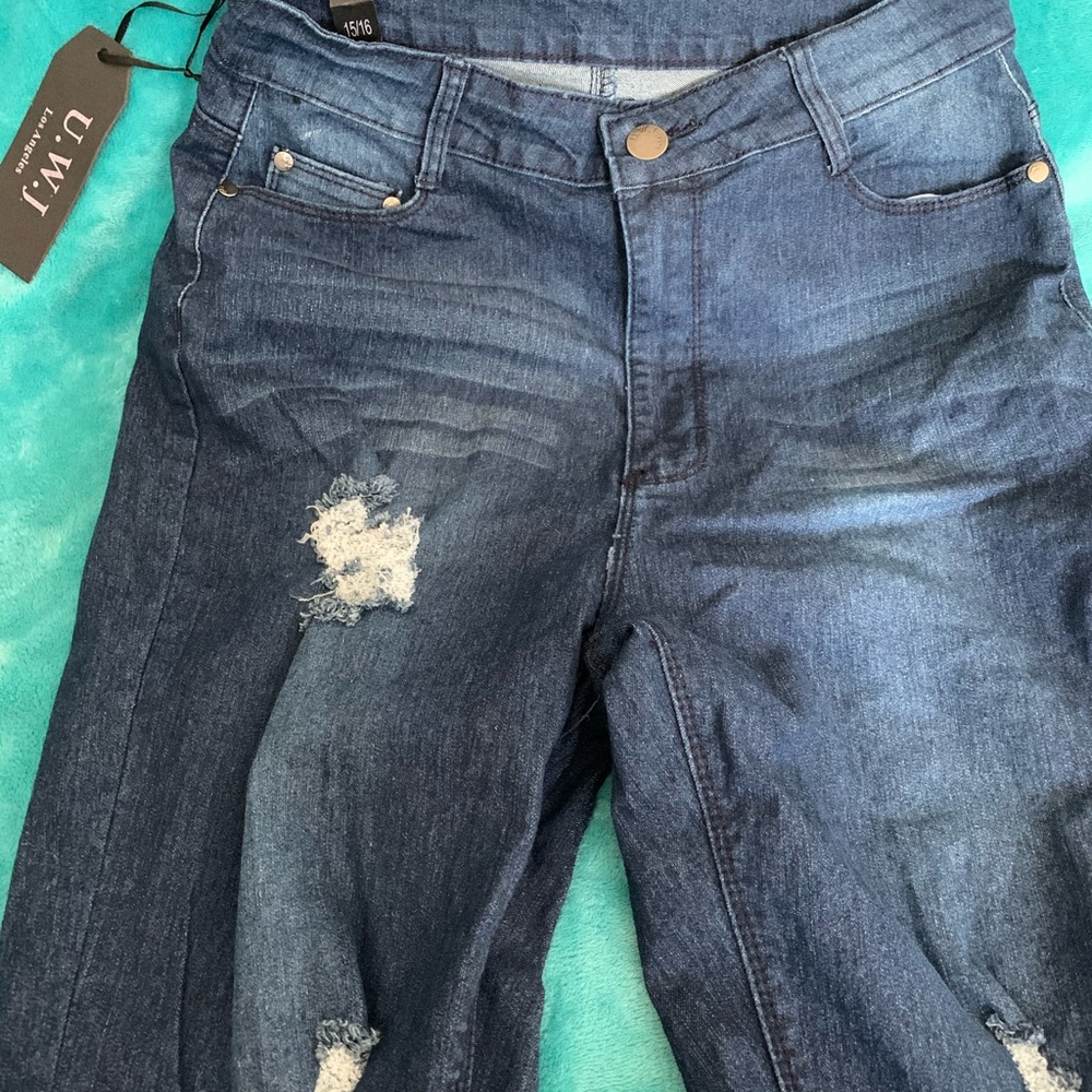 U.W.J JEANS